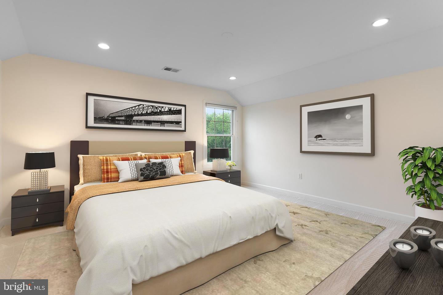 6424 SOUTH ST, FALLS CHURCH, Virginia 22042, 6 Bedrooms Bedrooms, ,5 BathroomsBathrooms,Residential,For sale,6424 SOUTH ST,VAFX2240364 MLS # VAFX2240364