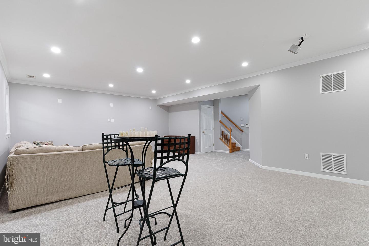 6424 SOUTH ST, FALLS CHURCH, Virginia 22042, 6 Bedrooms Bedrooms, ,5 BathroomsBathrooms,Residential,For sale,6424 SOUTH ST,VAFX2240364 MLS # VAFX2240364