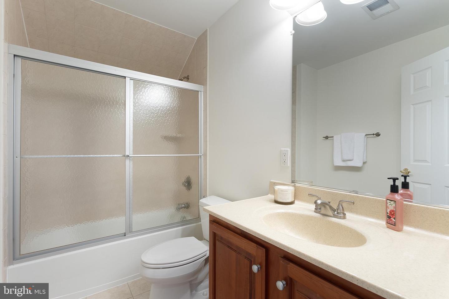 6424 SOUTH ST, FALLS CHURCH, Virginia 22042, 6 Bedrooms Bedrooms, ,5 BathroomsBathrooms,Residential,For sale,6424 SOUTH ST,VAFX2240364 MLS # VAFX2240364