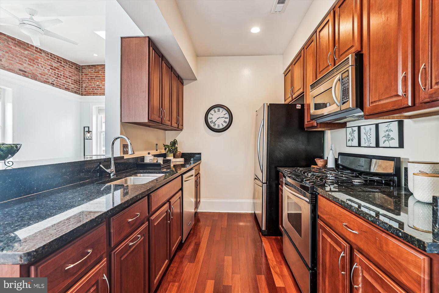 1324 EUCLID ST NW #405, WASHINGTON, District Of Columbia 20009, 2 Bedrooms Bedrooms, ,2 BathroomsBathrooms,Residential,For sale,1324 EUCLID ST NW #405,DCDC2200516 MLS # DCDC2200516