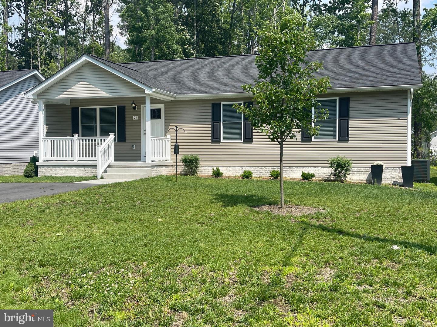94 OAK LN, COLONIAL BEACH, Virginia 22443, 3 Bedrooms Bedrooms, ,2 BathroomsBathrooms,Residential,For sale,94 OAK LN,VAWE2008920 MLS # VAWE2008920