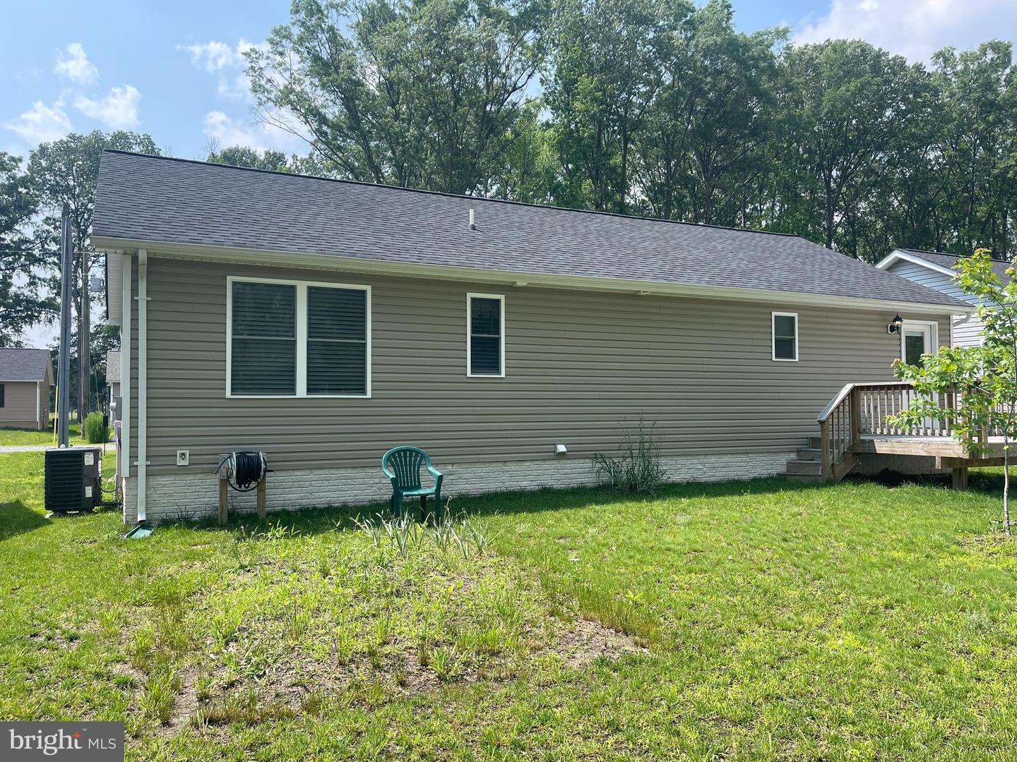 94 OAK LN, COLONIAL BEACH, Virginia 22443, 3 Bedrooms Bedrooms, ,2 BathroomsBathrooms,Residential,For sale,94 OAK LN,VAWE2008920 MLS # VAWE2008920