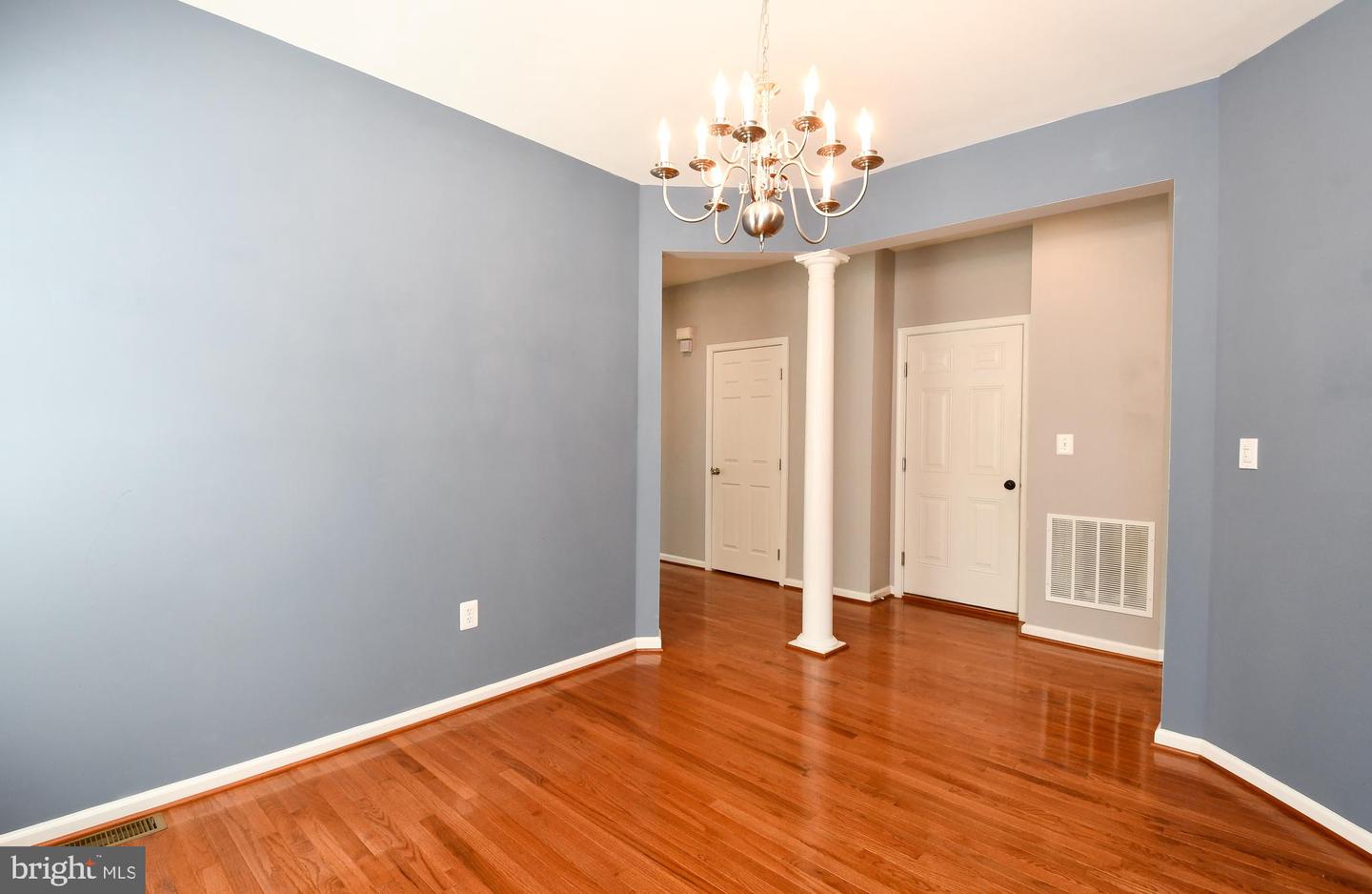 1007 WRIGHT CT, FREDERICKSBURG, Virginia 22401, 4 Bedrooms Bedrooms, ,2 BathroomsBathrooms,Residential,For sale,1007 WRIGHT CT,VAFB2008240 MLS # VAFB2008240