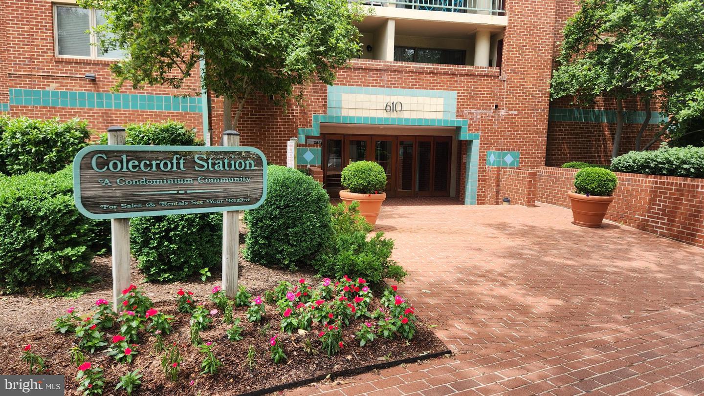 610 N WEST ST #401, ALEXANDRIA, Virginia 22314, 2 Bedrooms Bedrooms, ,1 BathroomBathrooms,Residential,For sale,610 N WEST ST #401,VAAX2045476 MLS # VAAX2045476