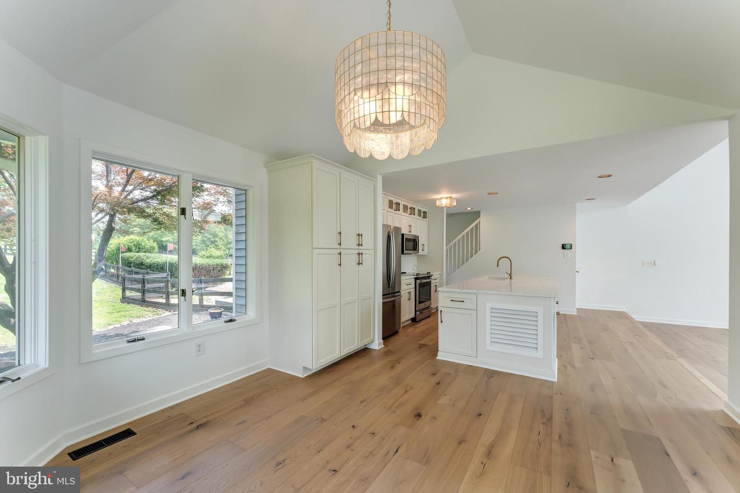 38045 DAWSON GAP LN, HILLSBORO, Virginia 20132, 4 Bedrooms Bedrooms, ,3 BathroomsBathrooms,Residential,For sale,38045 DAWSON GAP LN,VALO2097308 MLS # VALO2097308