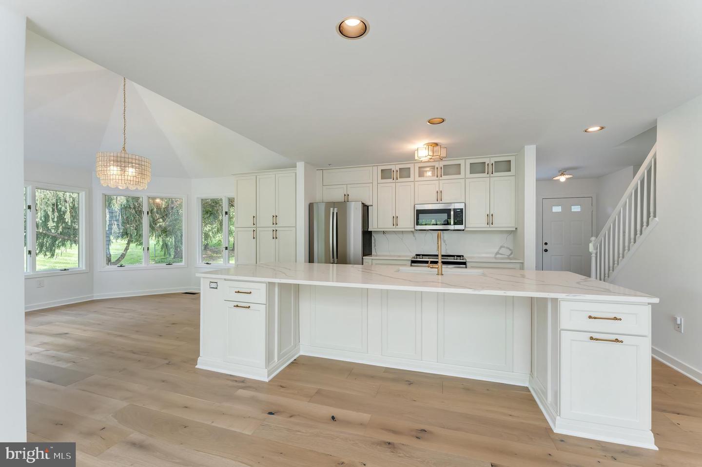 38045 DAWSON GAP LN, HILLSBORO, Virginia 20132, 4 Bedrooms Bedrooms, ,3 BathroomsBathrooms,Residential,For sale,38045 DAWSON GAP LN,VALO2097308 MLS # VALO2097308
