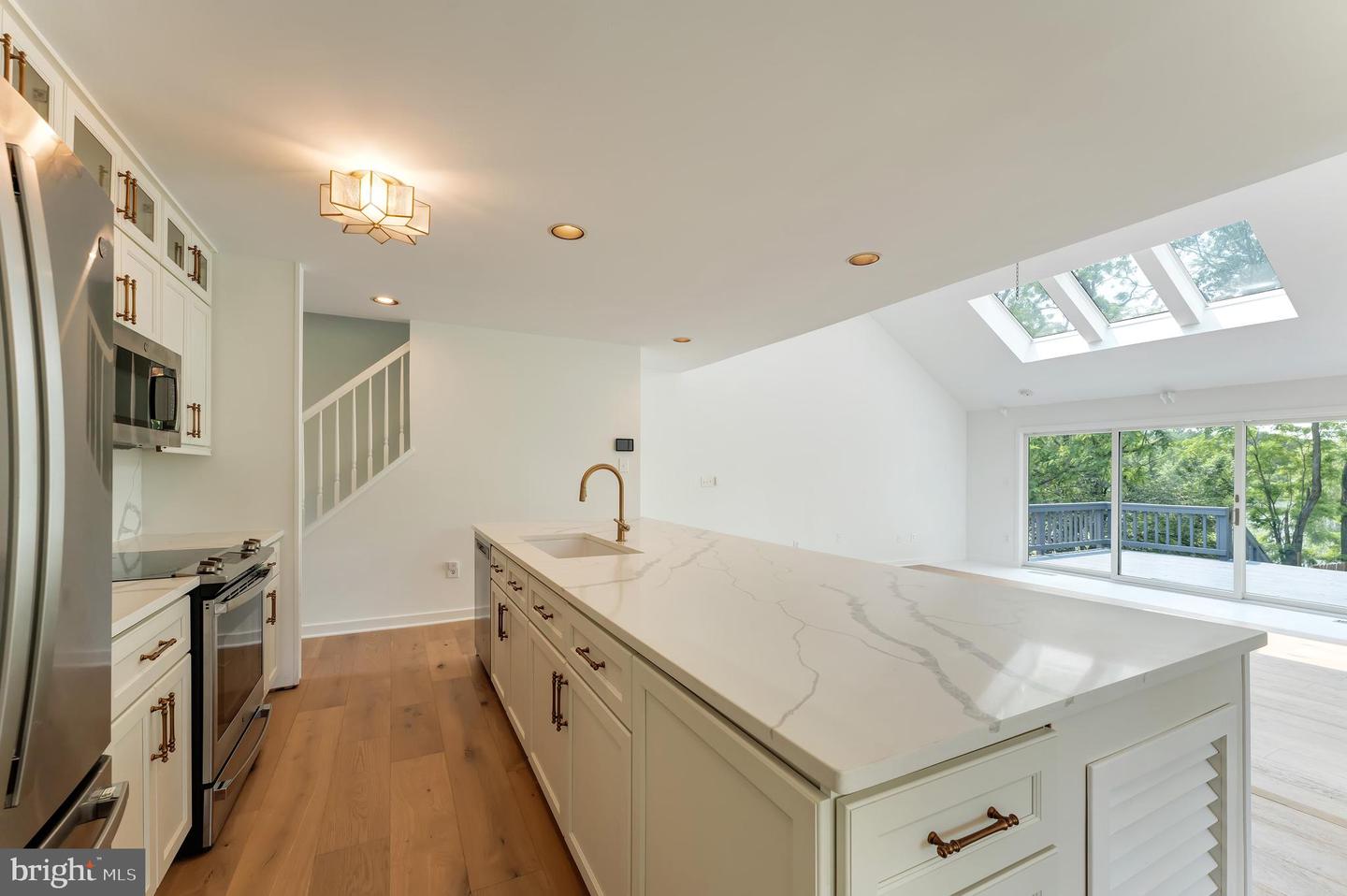 38045 DAWSON GAP LN, HILLSBORO, Virginia 20132, 4 Bedrooms Bedrooms, ,3 BathroomsBathrooms,Residential,For sale,38045 DAWSON GAP LN,VALO2097308 MLS # VALO2097308