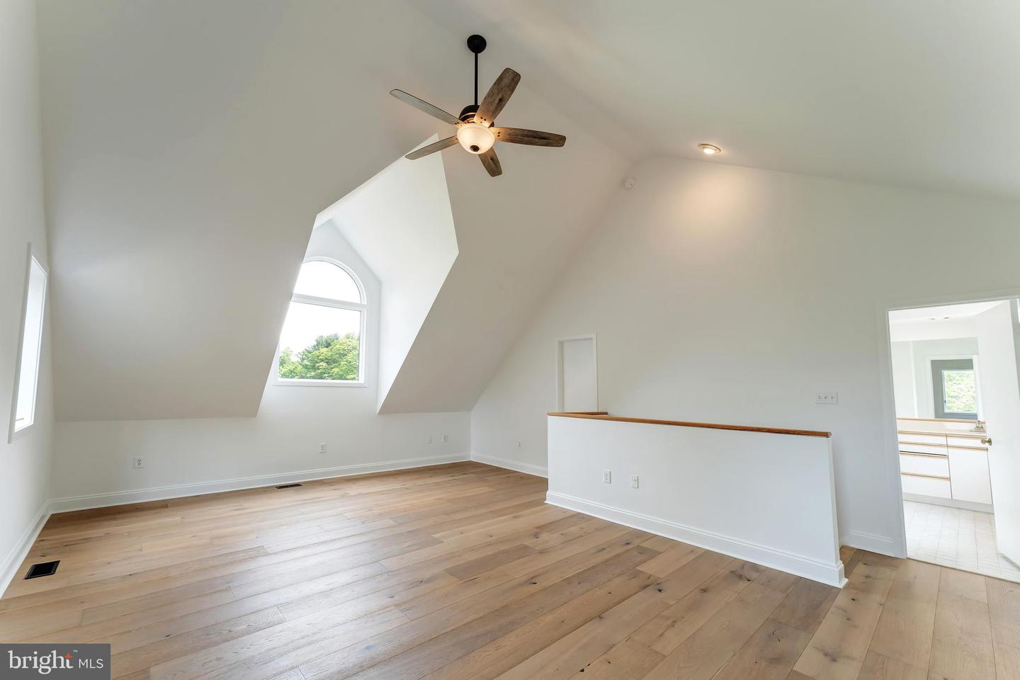 38045 DAWSON GAP LN, HILLSBORO, Virginia 20132, 4 Bedrooms Bedrooms, ,3 BathroomsBathrooms,Residential,For sale,38045 DAWSON GAP LN,VALO2097308 MLS # VALO2097308