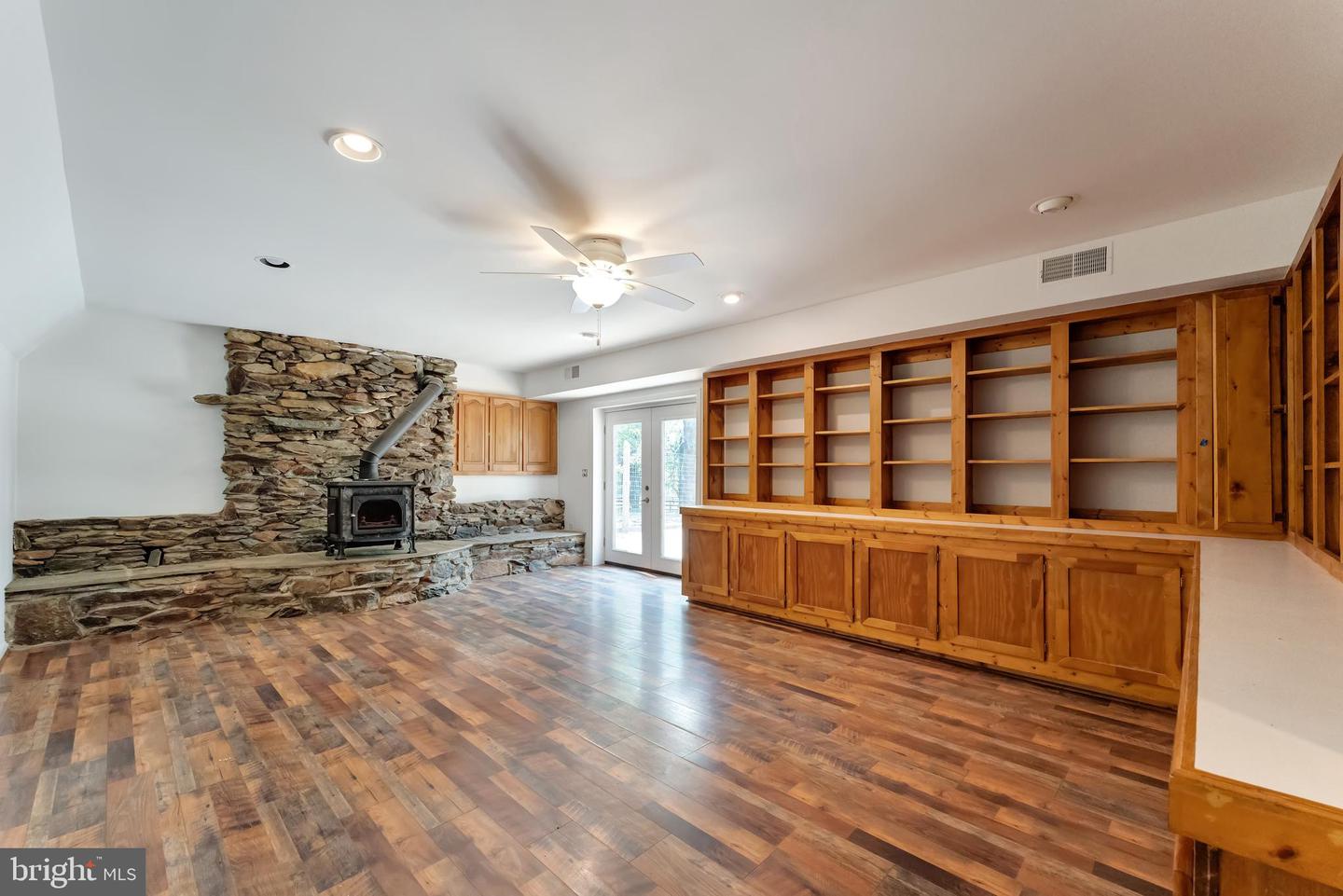 38045 DAWSON GAP LN, HILLSBORO, Virginia 20132, 4 Bedrooms Bedrooms, ,3 BathroomsBathrooms,Residential,For sale,38045 DAWSON GAP LN,VALO2097308 MLS # VALO2097308