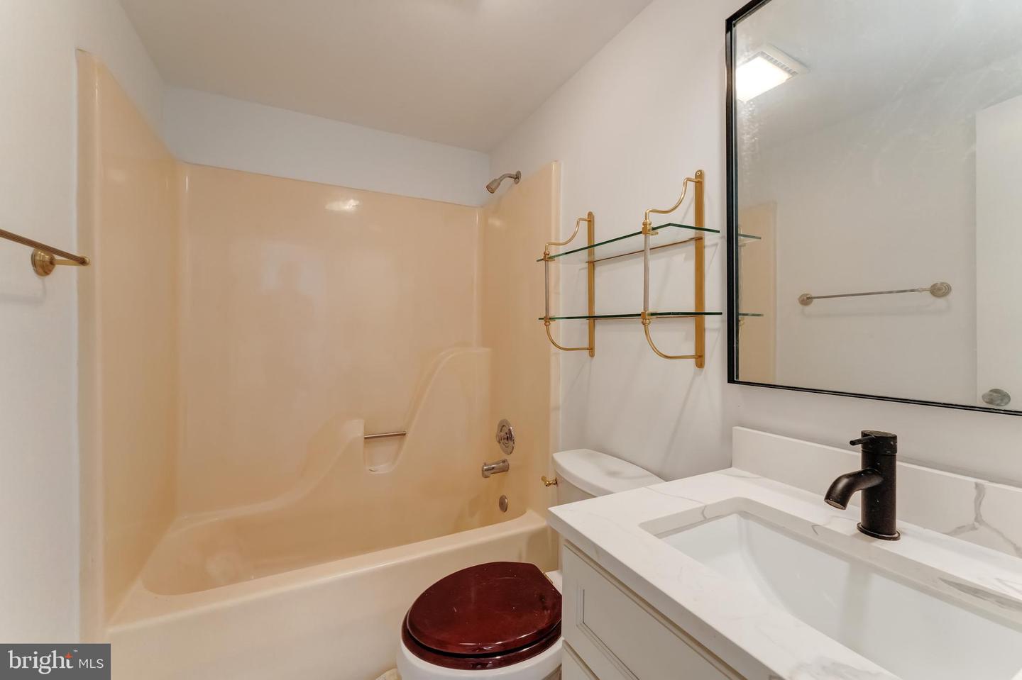 38045 DAWSON GAP LN, HILLSBORO, Virginia 20132, 4 Bedrooms Bedrooms, ,3 BathroomsBathrooms,Residential,For sale,38045 DAWSON GAP LN,VALO2097308 MLS # VALO2097308