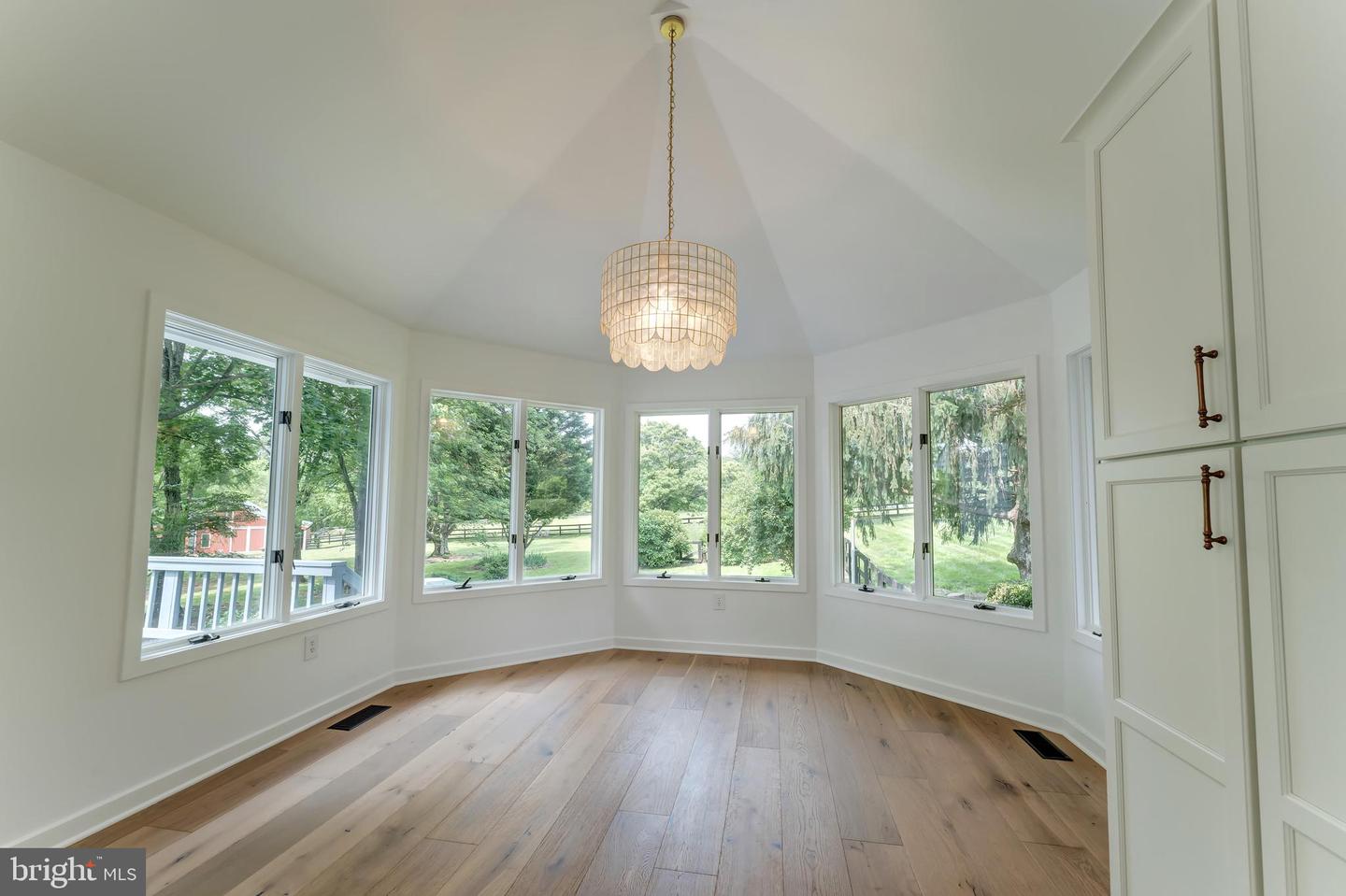38045 DAWSON GAP LN, HILLSBORO, Virginia 20132, 4 Bedrooms Bedrooms, ,3 BathroomsBathrooms,Residential,For sale,38045 DAWSON GAP LN,VALO2097308 MLS # VALO2097308