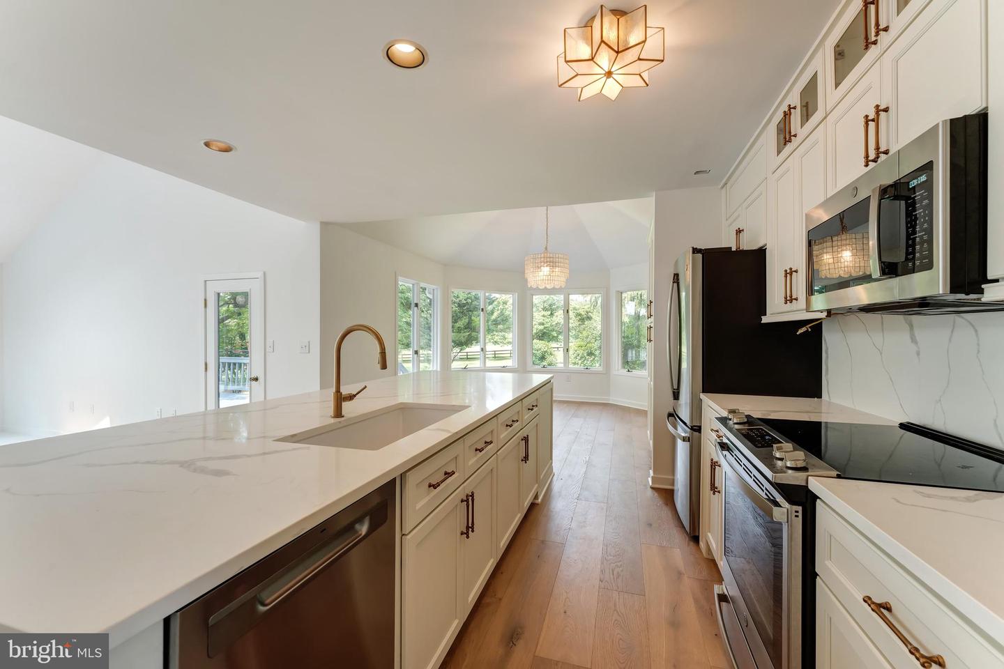 38045 DAWSON GAP LN, HILLSBORO, Virginia 20132, 4 Bedrooms Bedrooms, ,3 BathroomsBathrooms,Residential,For sale,38045 DAWSON GAP LN,VALO2097308 MLS # VALO2097308