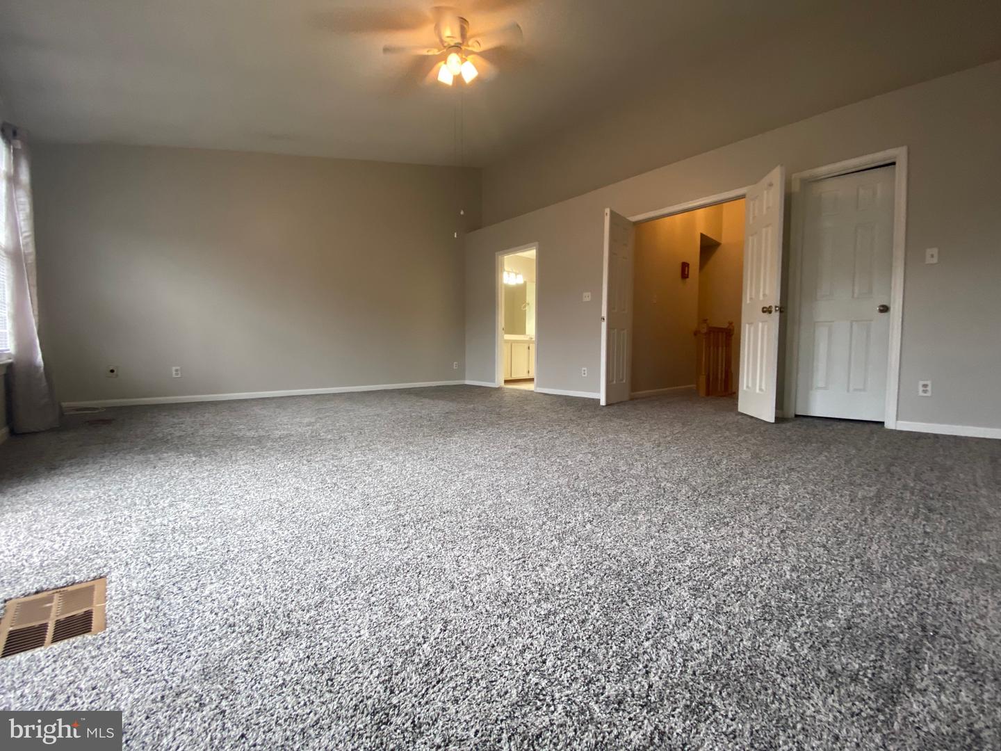 12625 KEMPSTON LN, WOODBRIDGE, Virginia 22192, 3 Bedrooms Bedrooms, ,2 BathroomsBathrooms,Residential,For sale,12625 KEMPSTON LN,VAPW2095168 MLS # VAPW2095168