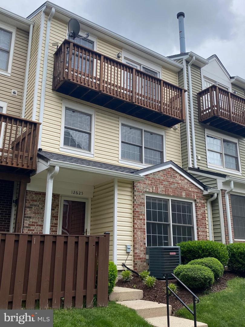 12625 KEMPSTON LN, WOODBRIDGE, Virginia 22192, 3 Bedrooms Bedrooms, ,2 BathroomsBathrooms,Residential,For sale,12625 KEMPSTON LN,VAPW2095168 MLS # VAPW2095168