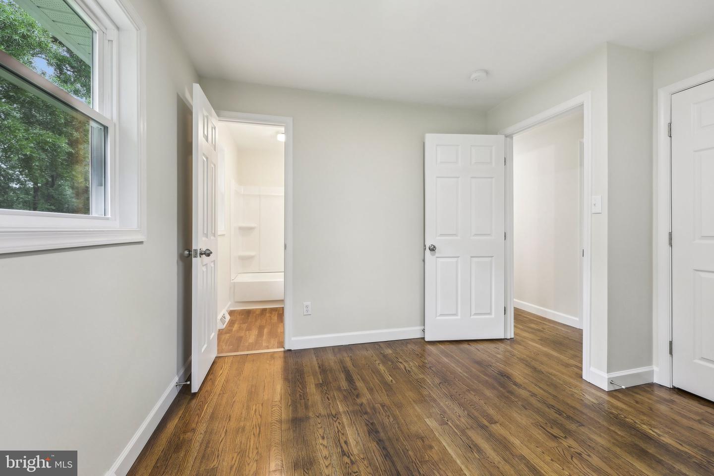 945 FICKLEN RD, FREDERICKSBURG, Virginia 22405, 3 Bedrooms Bedrooms, ,2 BathroomsBathrooms,Residential,For sale,945 FICKLEN RD,VAST2039164 MLS # VAST2039164