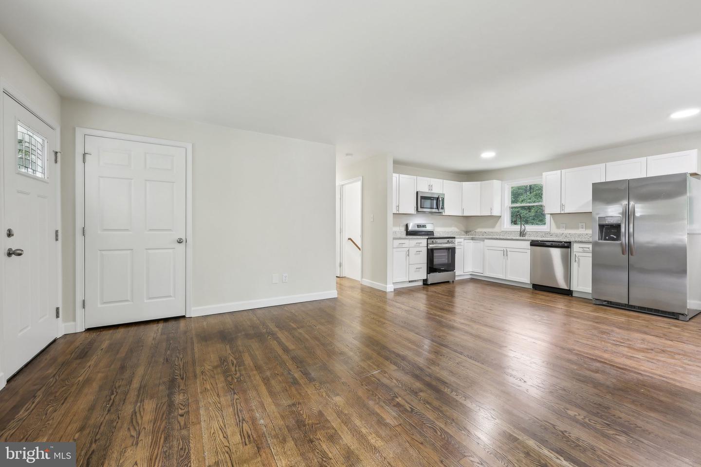 945 FICKLEN RD, FREDERICKSBURG, Virginia 22405, 3 Bedrooms Bedrooms, ,2 BathroomsBathrooms,Residential,For sale,945 FICKLEN RD,VAST2039164 MLS # VAST2039164