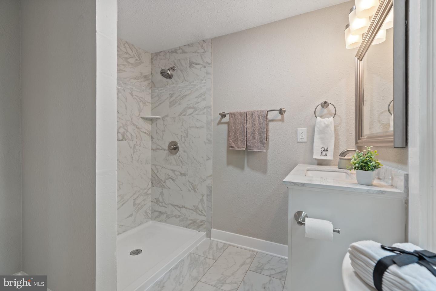 105 E WASHINGTON ST, REMINGTON, Virginia 22734, 4 Bedrooms Bedrooms, ,2 BathroomsBathrooms,Residential,For sale,105 E WASHINGTON ST,VAFQ2016764 MLS # VAFQ2016764