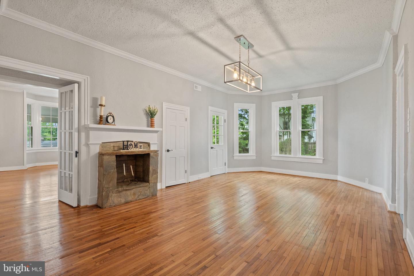 105 E WASHINGTON ST, REMINGTON, Virginia 22734, 4 Bedrooms Bedrooms, ,2 BathroomsBathrooms,Residential,For sale,105 E WASHINGTON ST,VAFQ2016764 MLS # VAFQ2016764