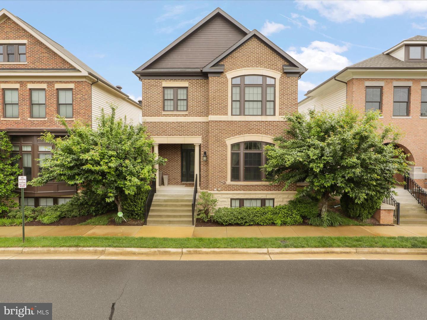 44611 WELLSBORO DR, ASHBURN, Virginia 20147, 5 Bedrooms Bedrooms, ,4 BathroomsBathrooms,Residential,For sale,44611 WELLSBORO DR,VALO2097552 MLS # VALO2097552