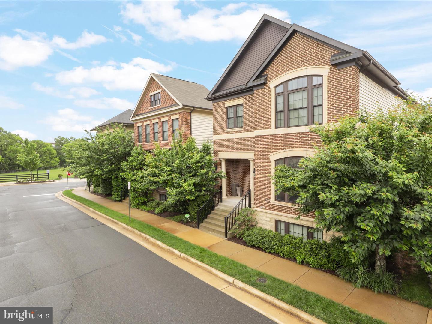 44611 WELLSBORO DR, ASHBURN, Virginia 20147, 5 Bedrooms Bedrooms, ,4 BathroomsBathrooms,Residential,For sale,44611 WELLSBORO DR,VALO2097552 MLS # VALO2097552
