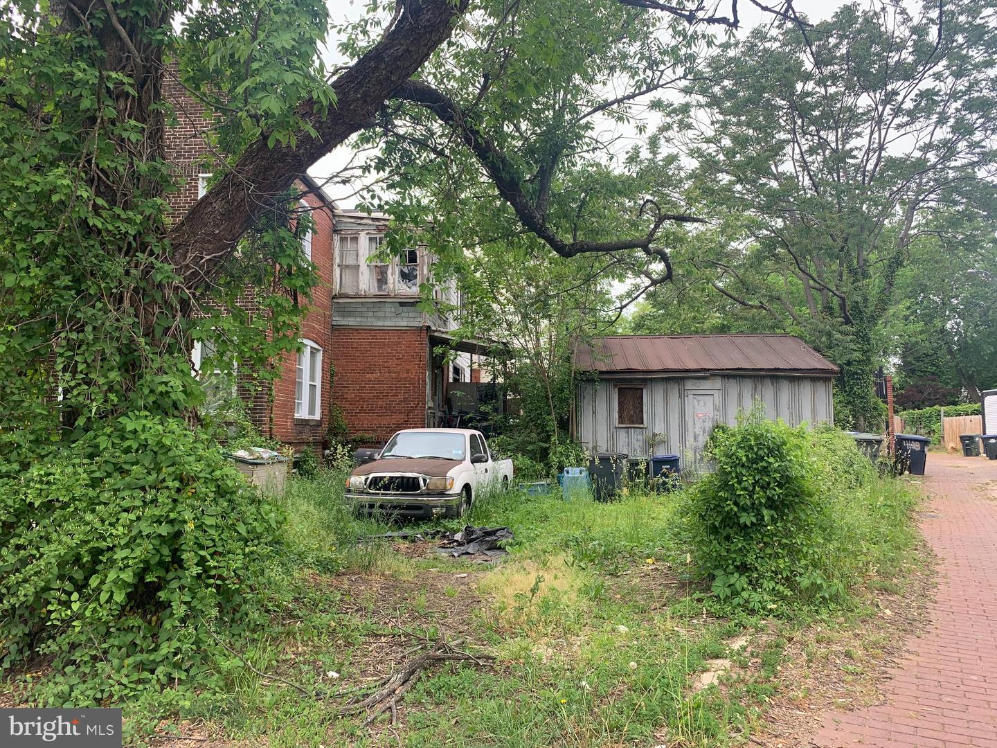 4101 ILLINOIS AVE NW, WASHINGTON, District Of Columbia 20011, 4 Bedrooms Bedrooms, ,1 BathroomBathrooms,Residential,For sale,4101 ILLINOIS AVE NW,DCDC2202116 MLS # DCDC2202116