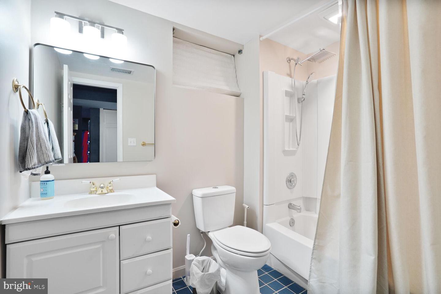 3404 RAMSGATE TER, ALEXANDRIA, Virginia 22309, 3 Bedrooms Bedrooms, ,3 BathroomsBathrooms,Residential,For sale,3404 RAMSGATE TER,VAFX2242980 MLS # VAFX2242980