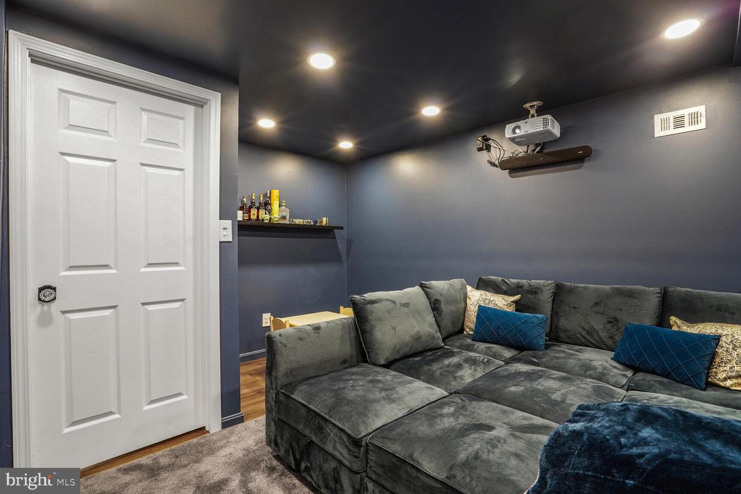 3404 RAMSGATE TER, ALEXANDRIA, Virginia 22309, 3 Bedrooms Bedrooms, ,3 BathroomsBathrooms,Residential,For sale,3404 RAMSGATE TER,VAFX2242980 MLS # VAFX2242980