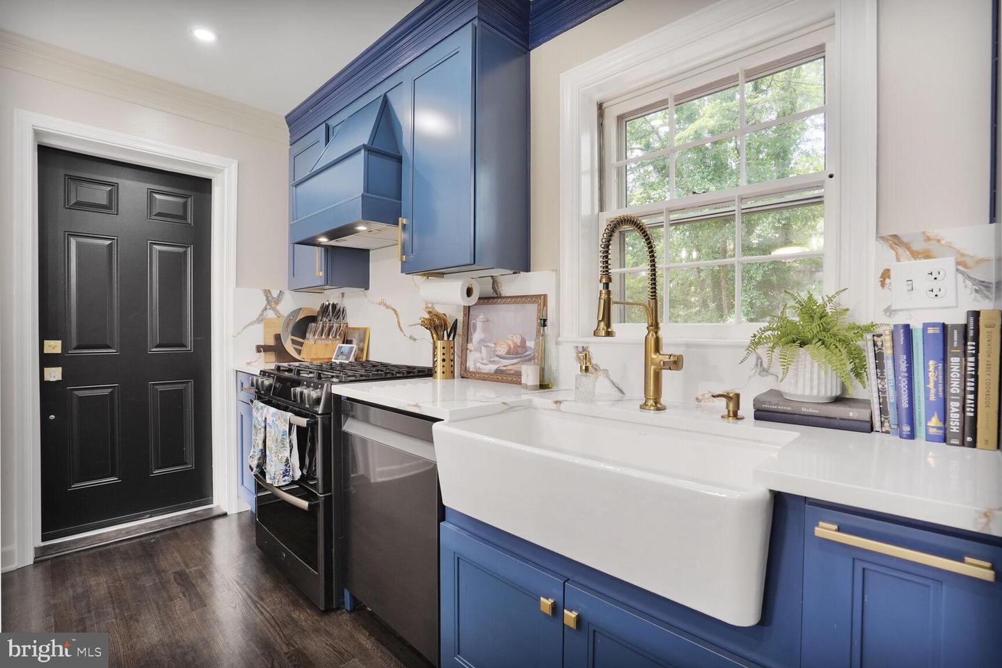 3404 RAMSGATE TER, ALEXANDRIA, Virginia 22309, 3 Bedrooms Bedrooms, ,3 BathroomsBathrooms,Residential,For sale,3404 RAMSGATE TER,VAFX2242980 MLS # VAFX2242980