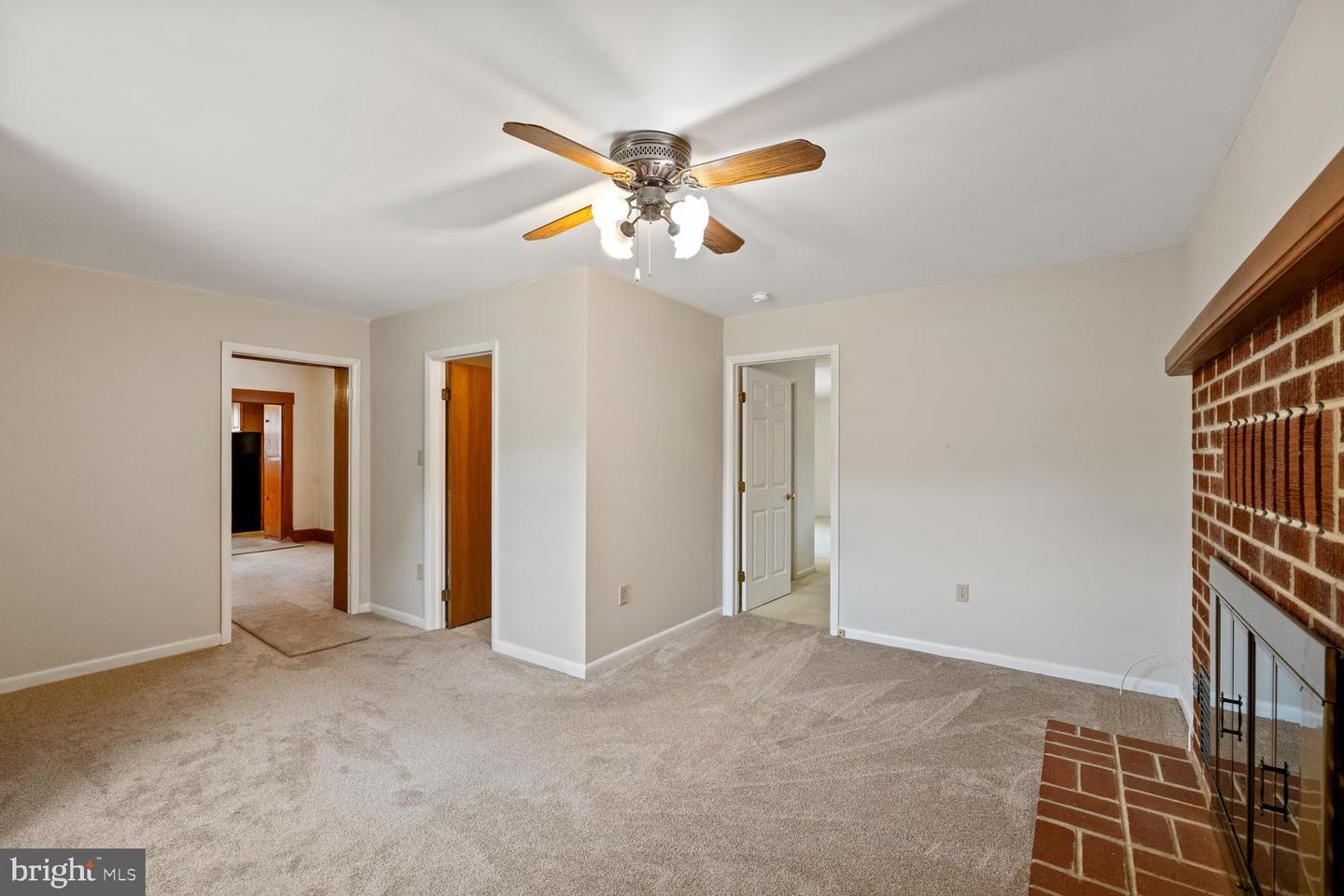 10321 OLD VALLEY PIKE, MOUNT JACKSON, Virginia 22842, 4 Bedrooms Bedrooms, ,3 BathroomsBathrooms,Residential,For sale,10321 OLD VALLEY PIKE,VASH2011536 MLS # VASH2011536