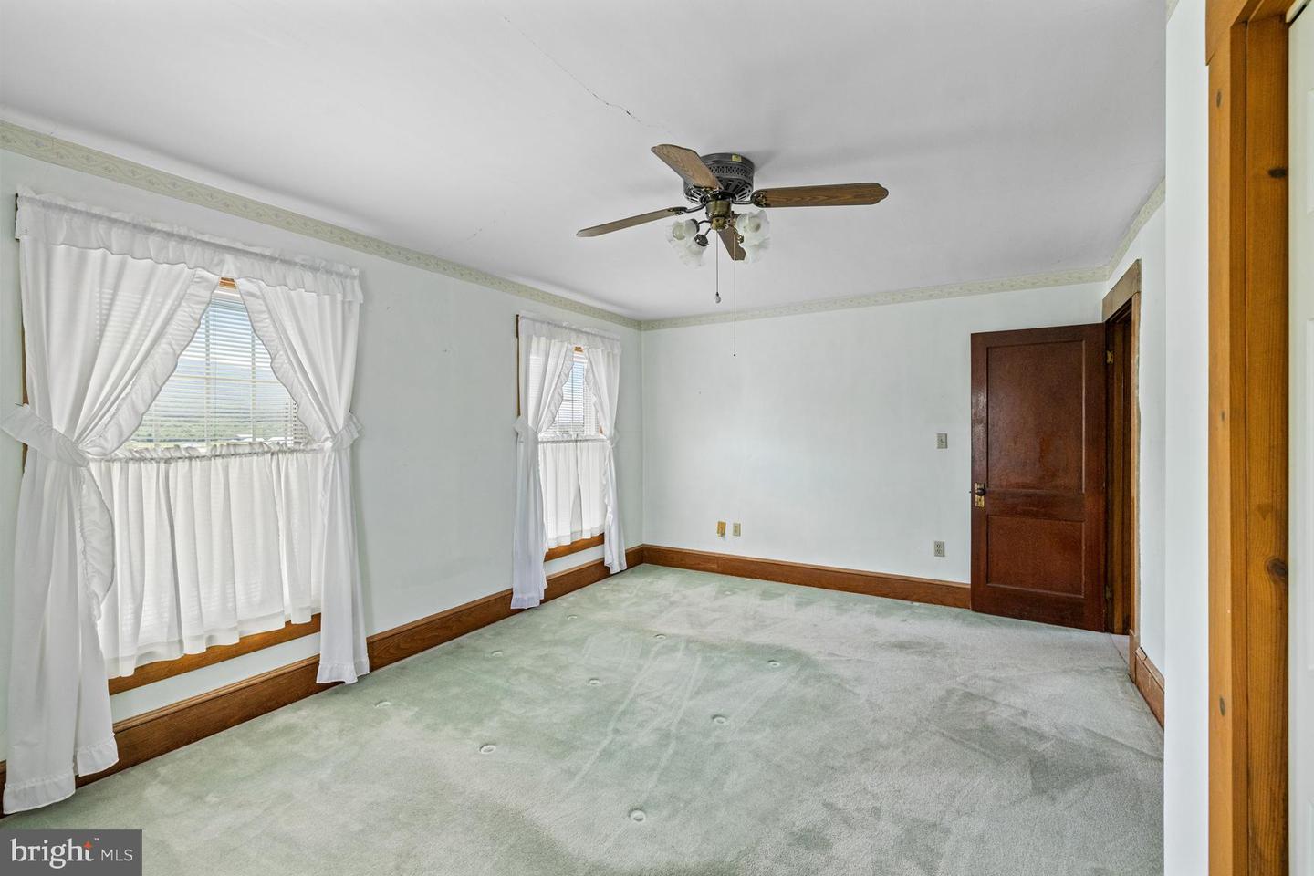 10321 OLD VALLEY PIKE, MOUNT JACKSON, Virginia 22842, 4 Bedrooms Bedrooms, ,3 BathroomsBathrooms,Residential,For sale,10321 OLD VALLEY PIKE,VASH2011536 MLS # VASH2011536