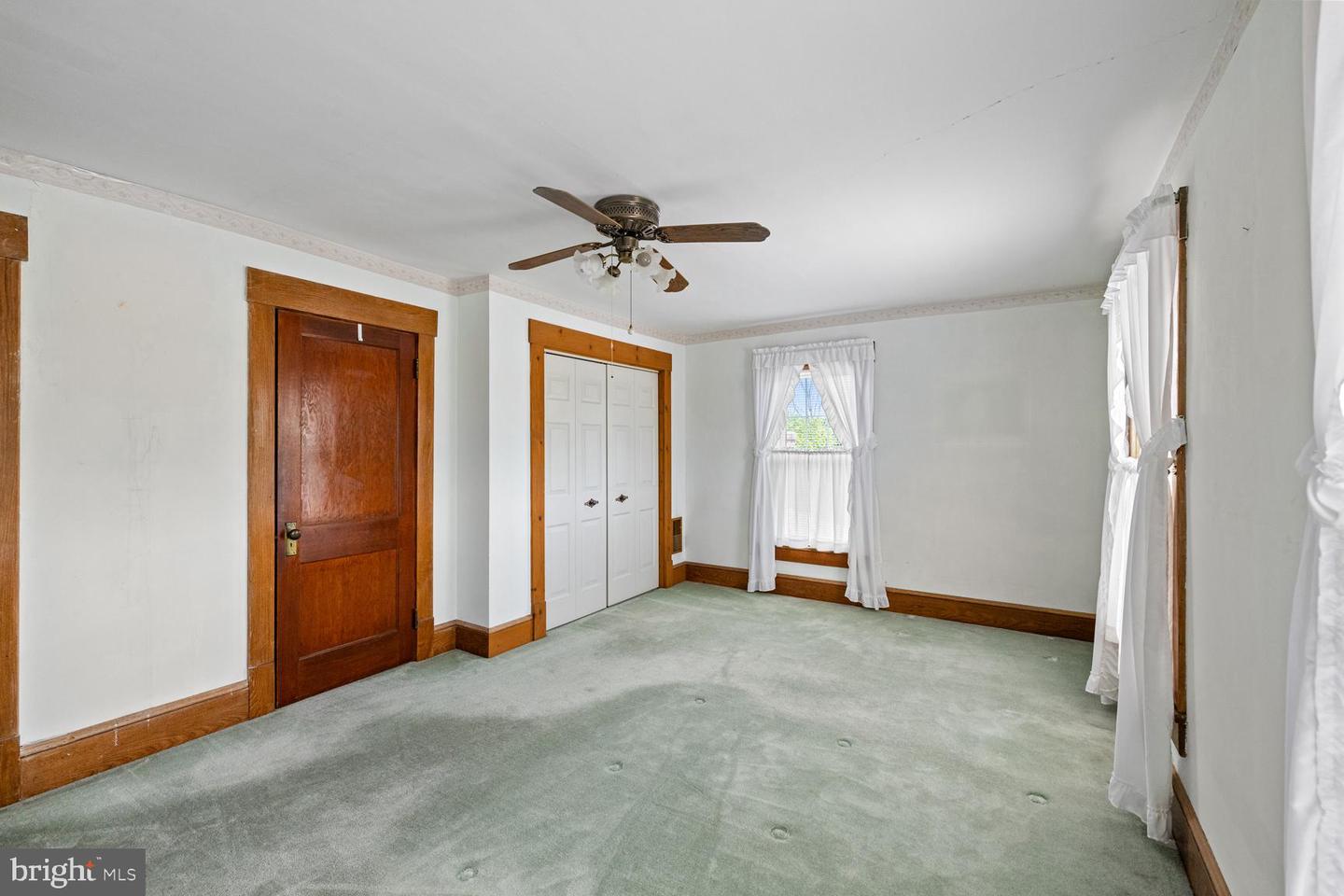 10321 OLD VALLEY PIKE, MOUNT JACKSON, Virginia 22842, 4 Bedrooms Bedrooms, ,3 BathroomsBathrooms,Residential,For sale,10321 OLD VALLEY PIKE,VASH2011536 MLS # VASH2011536