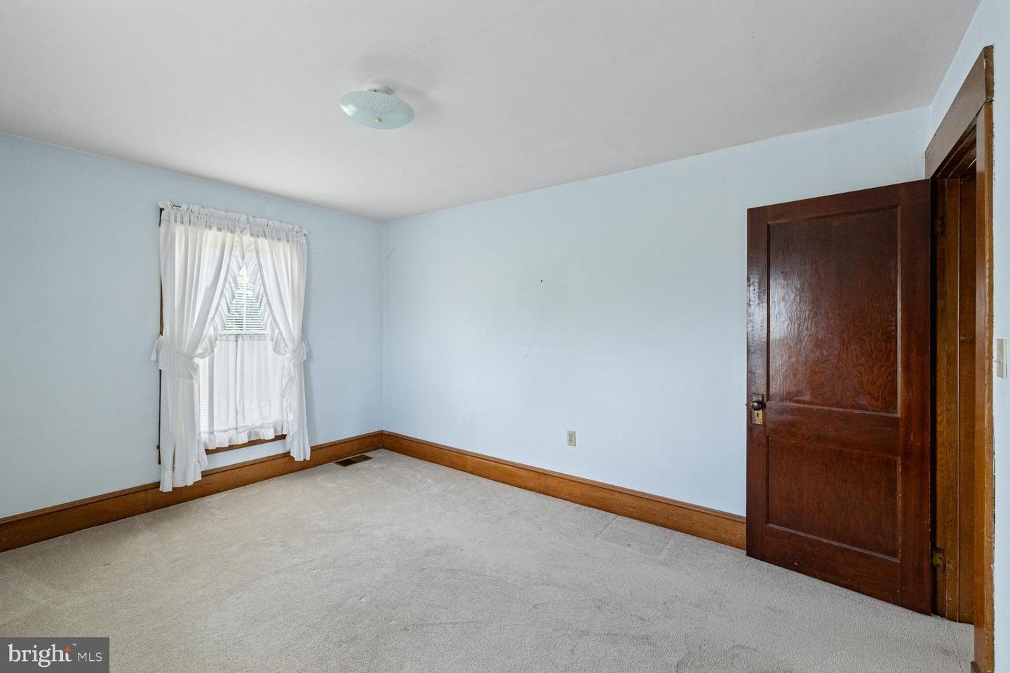 10321 OLD VALLEY PIKE, MOUNT JACKSON, Virginia 22842, 4 Bedrooms Bedrooms, ,3 BathroomsBathrooms,Residential,For sale,10321 OLD VALLEY PIKE,VASH2011536 MLS # VASH2011536