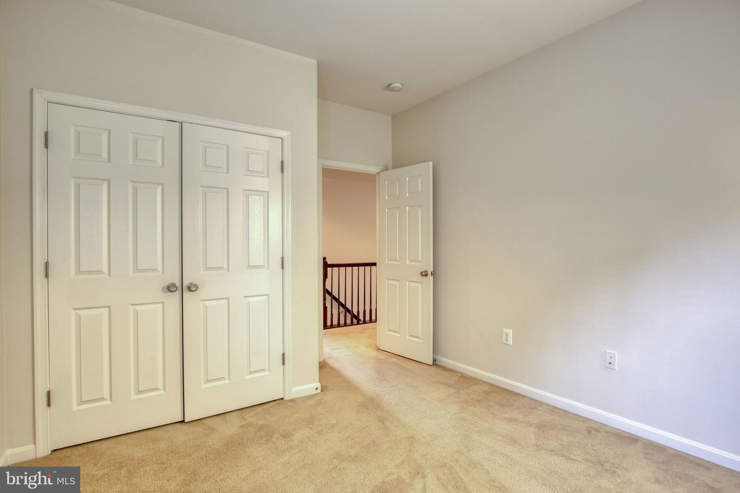 4076 PRESIDENTIAL HILL LOOP, DUMFRIES, Virginia 22025, 4 Bedrooms Bedrooms, ,3 BathroomsBathrooms,Residential,For sale,4076 PRESIDENTIAL HILL LOOP,VAPW2095370 MLS # VAPW2095370