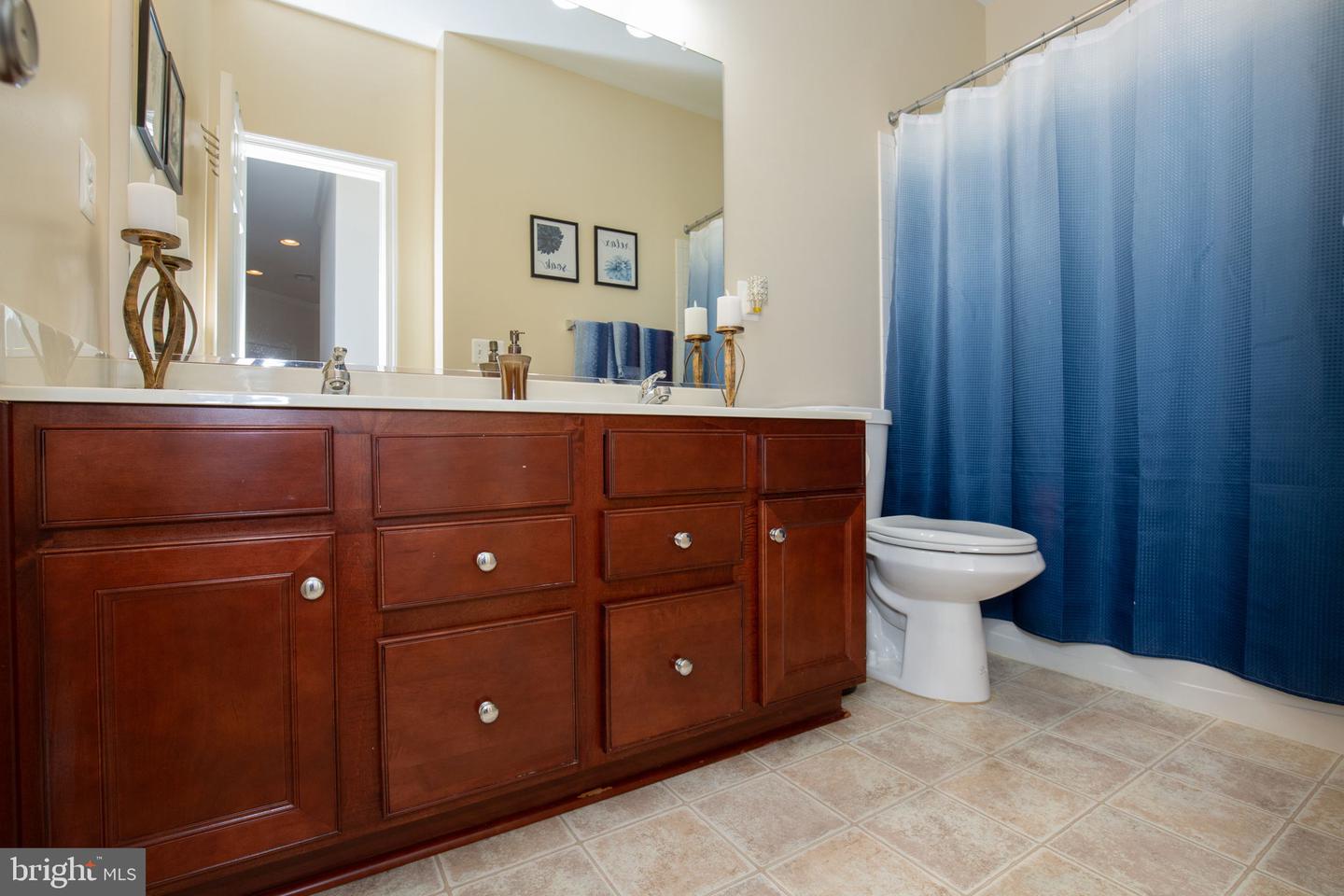 4076 PRESIDENTIAL HILL LOOP, DUMFRIES, Virginia 22025, 4 Bedrooms Bedrooms, ,3 BathroomsBathrooms,Residential,For sale,4076 PRESIDENTIAL HILL LOOP,VAPW2095370 MLS # VAPW2095370