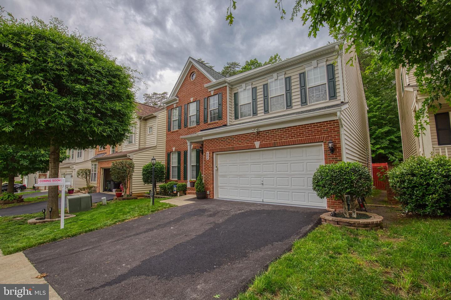 4076 PRESIDENTIAL HILL LOOP, DUMFRIES, Virginia 22025, 4 Bedrooms Bedrooms, ,3 BathroomsBathrooms,Residential,For sale,4076 PRESIDENTIAL HILL LOOP,VAPW2095370 MLS # VAPW2095370