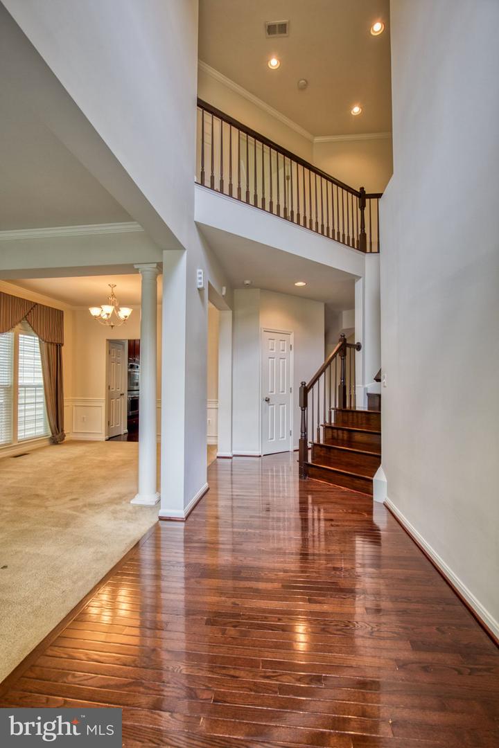 4076 PRESIDENTIAL HILL LOOP, DUMFRIES, Virginia 22025, 4 Bedrooms Bedrooms, ,3 BathroomsBathrooms,Residential,For sale,4076 PRESIDENTIAL HILL LOOP,VAPW2095370 MLS # VAPW2095370
