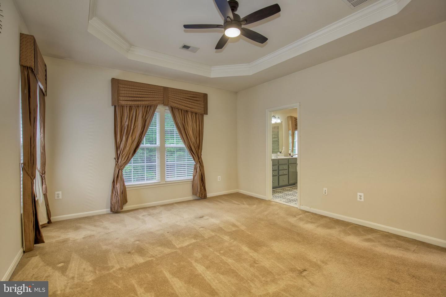 4076 PRESIDENTIAL HILL LOOP, DUMFRIES, Virginia 22025, 4 Bedrooms Bedrooms, ,3 BathroomsBathrooms,Residential,For sale,4076 PRESIDENTIAL HILL LOOP,VAPW2095370 MLS # VAPW2095370