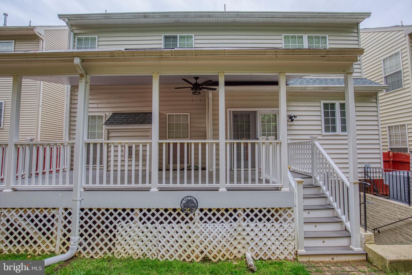4076 PRESIDENTIAL HILL LOOP, DUMFRIES, Virginia 22025, 4 Bedrooms Bedrooms, ,3 BathroomsBathrooms,Residential,For sale,4076 PRESIDENTIAL HILL LOOP,VAPW2095370 MLS # VAPW2095370