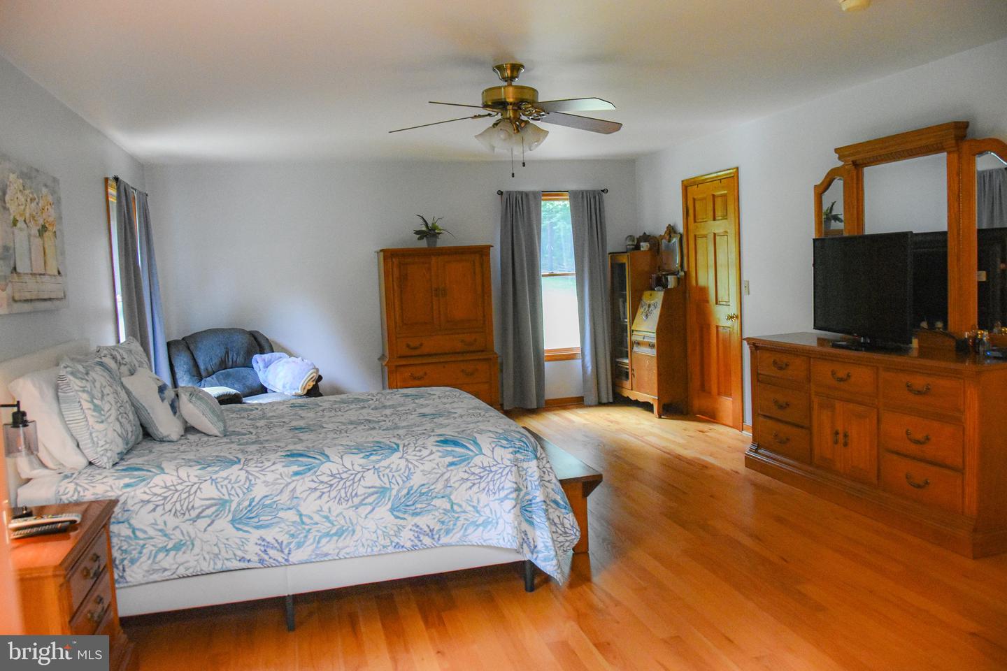 21246 CLARKS MOUNTAIN RD, RAPIDAN, Virginia 22733, 3 Bedrooms Bedrooms, ,3 BathroomsBathrooms,Residential,For sale,21246 CLARKS MOUNTAIN RD,VAOR2009752 MLS # VAOR2009752