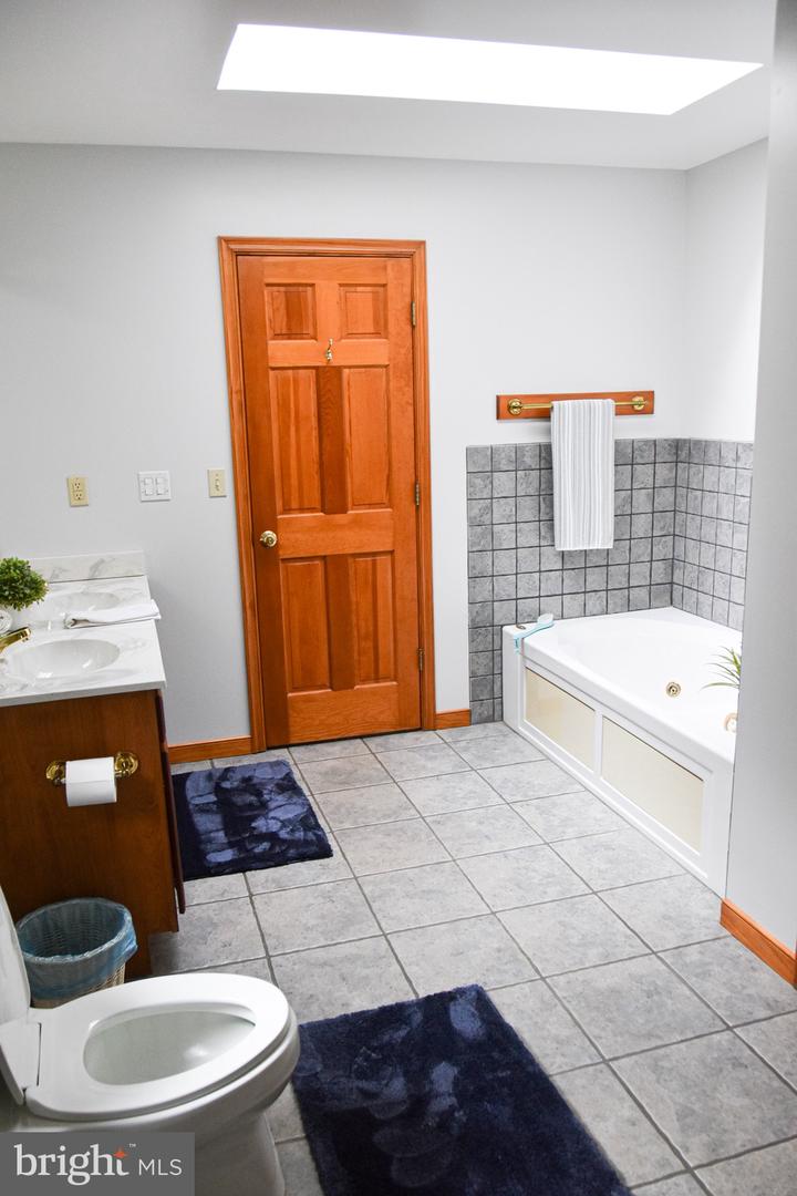 21246 CLARKS MOUNTAIN RD, RAPIDAN, Virginia 22733, 3 Bedrooms Bedrooms, ,3 BathroomsBathrooms,Residential,For sale,21246 CLARKS MOUNTAIN RD,VAOR2009752 MLS # VAOR2009752