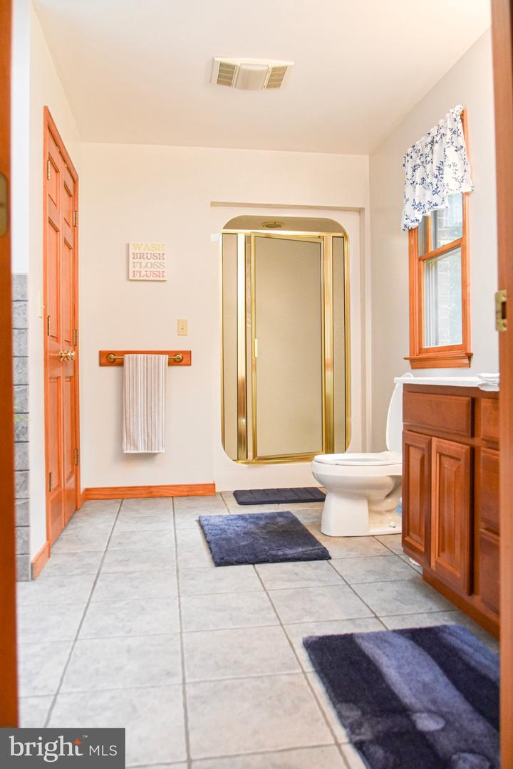 21246 CLARKS MOUNTAIN RD, RAPIDAN, Virginia 22733, 3 Bedrooms Bedrooms, ,3 BathroomsBathrooms,Residential,For sale,21246 CLARKS MOUNTAIN RD,VAOR2009752 MLS # VAOR2009752