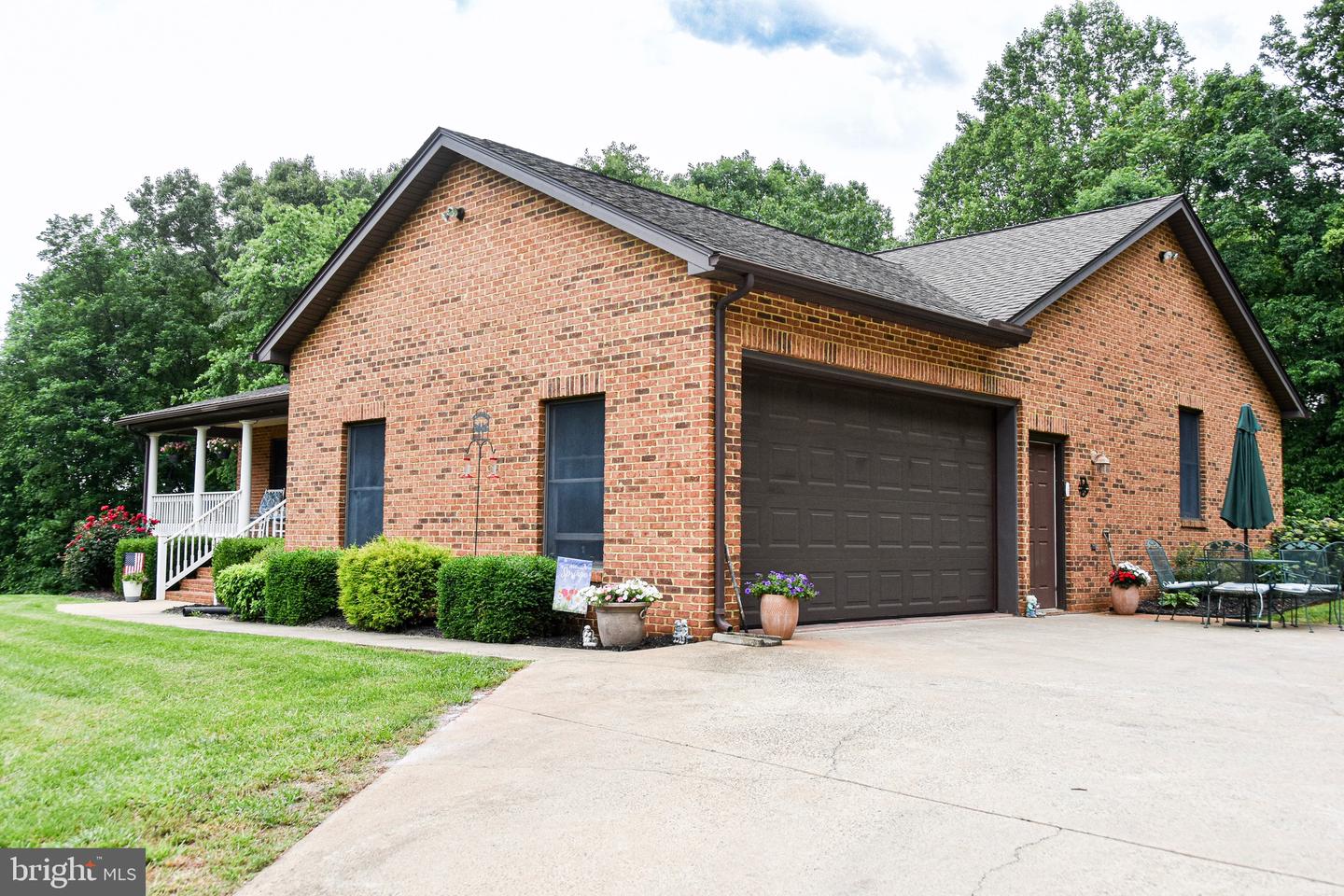 21246 CLARKS MOUNTAIN RD, RAPIDAN, Virginia 22733, 3 Bedrooms Bedrooms, ,3 BathroomsBathrooms,Residential,For sale,21246 CLARKS MOUNTAIN RD,VAOR2009752 MLS # VAOR2009752