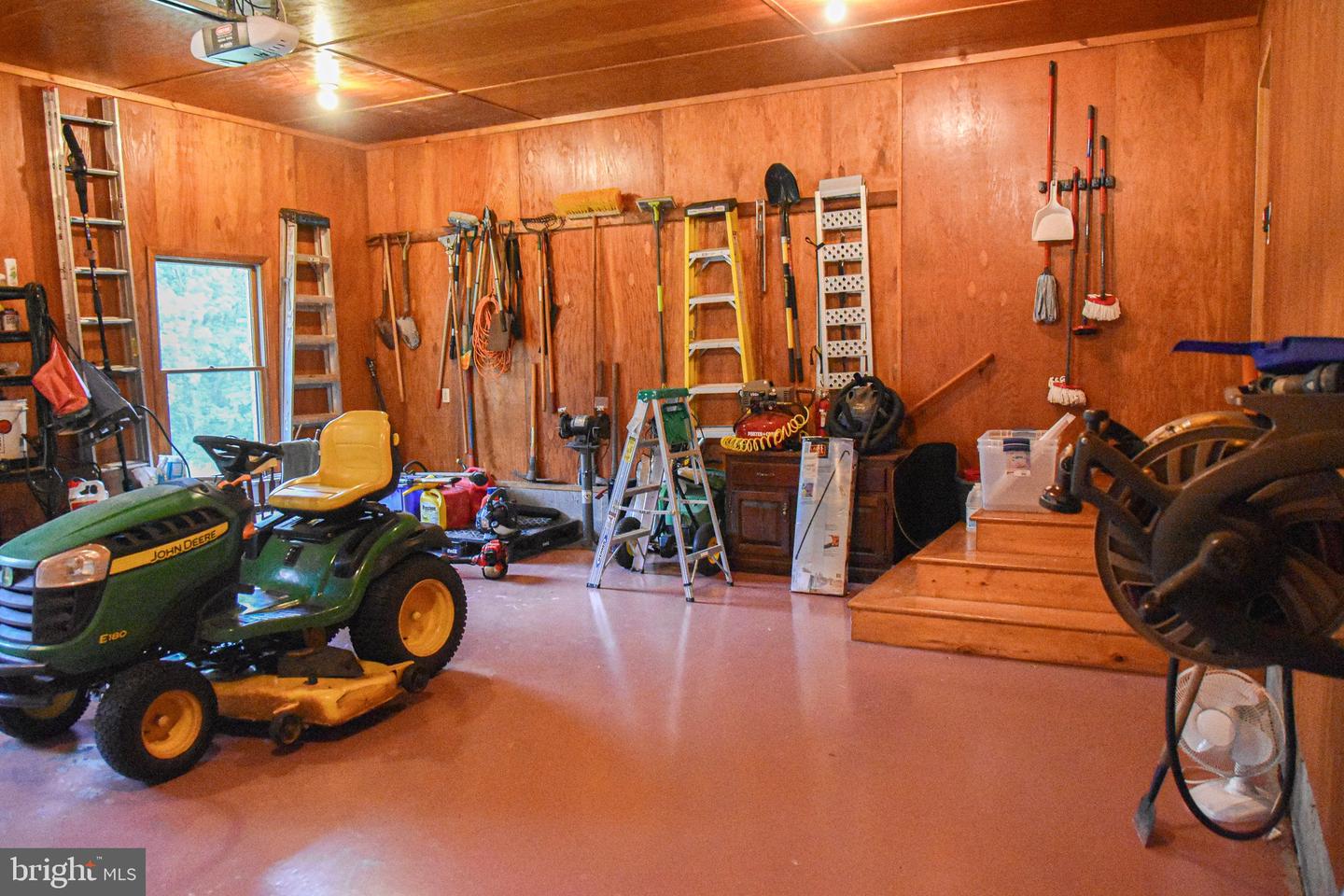 21246 CLARKS MOUNTAIN RD, RAPIDAN, Virginia 22733, 3 Bedrooms Bedrooms, ,3 BathroomsBathrooms,Residential,For sale,21246 CLARKS MOUNTAIN RD,VAOR2009752 MLS # VAOR2009752