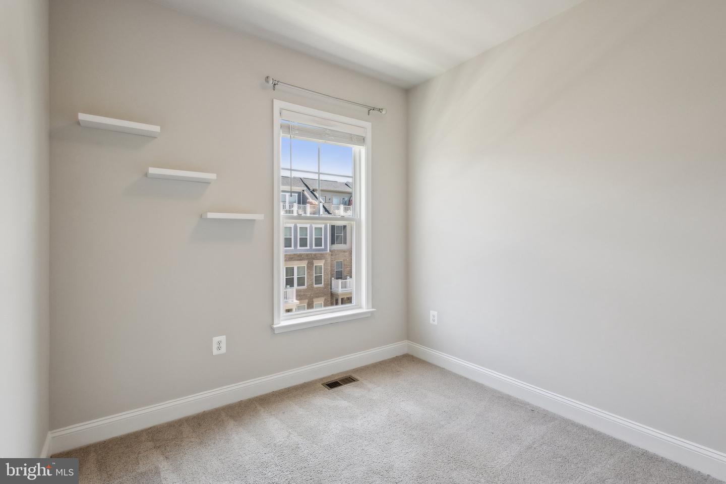 1909 GREENBRIAR HALL RD, DUMFRIES, Virginia 22026, 4 Bedrooms Bedrooms, ,3 BathroomsBathrooms,Residential,For sale,1909 GREENBRIAR HALL RD,VAPW2095630 MLS # VAPW2095630