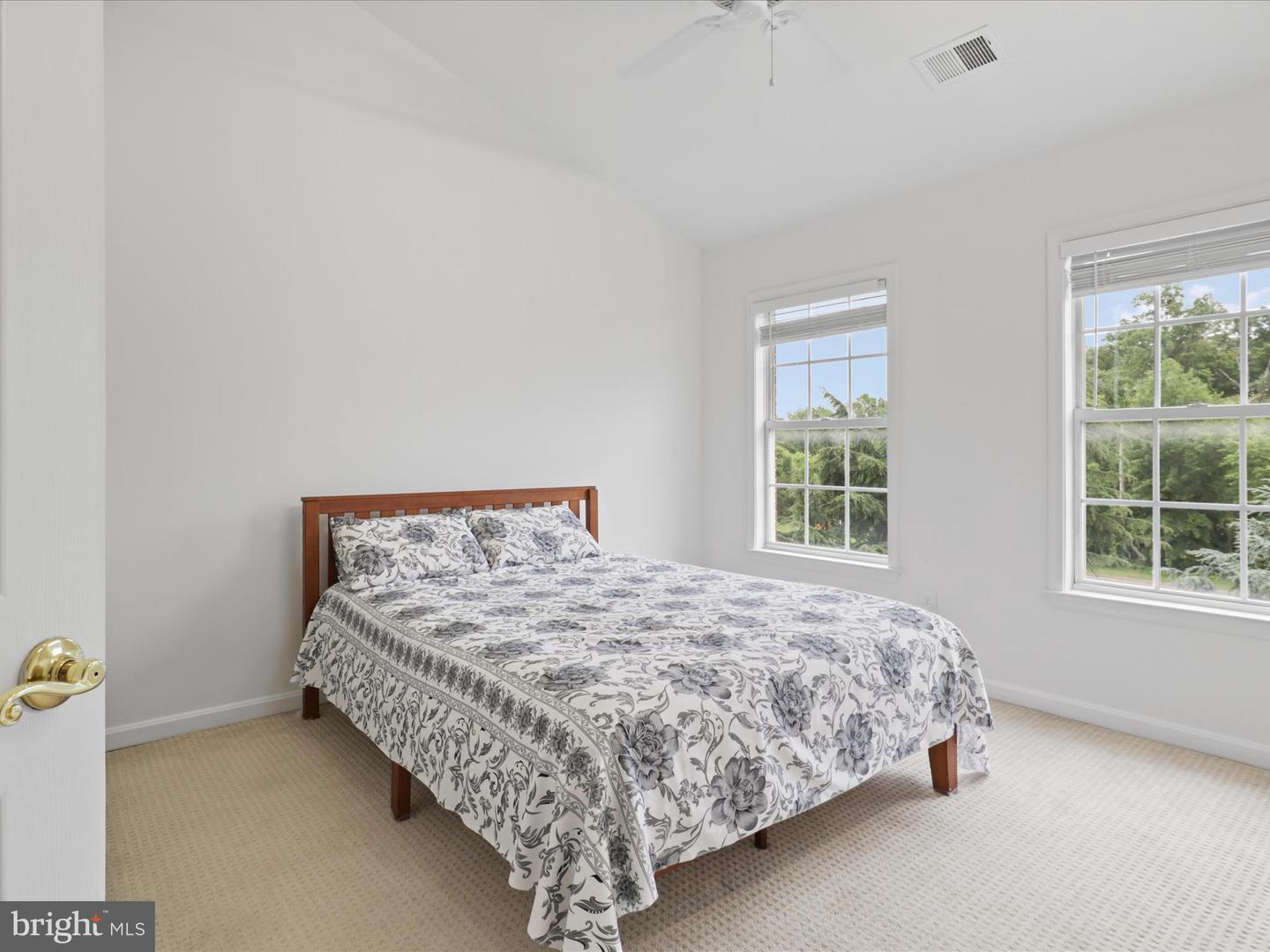 2642 LOGAN WOOD DR, HERNDON, Virginia 20171, 3 Bedrooms Bedrooms, ,3 BathroomsBathrooms,Residential,For sale,2642 LOGAN WOOD DR,VAFX2243410 MLS # VAFX2243410