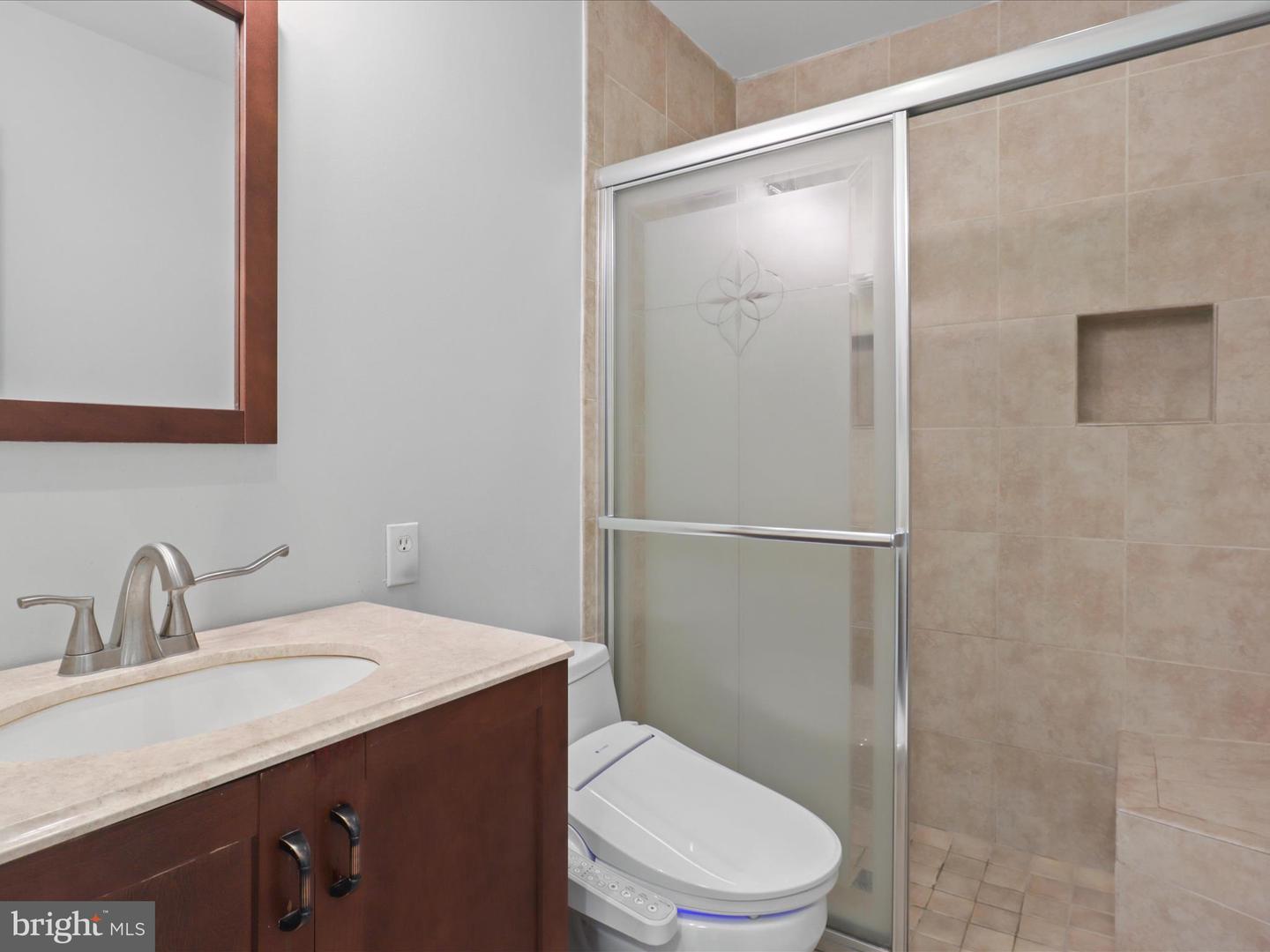 2642 LOGAN WOOD DR, HERNDON, Virginia 20171, 3 Bedrooms Bedrooms, ,3 BathroomsBathrooms,Residential,For sale,2642 LOGAN WOOD DR,VAFX2243410 MLS # VAFX2243410