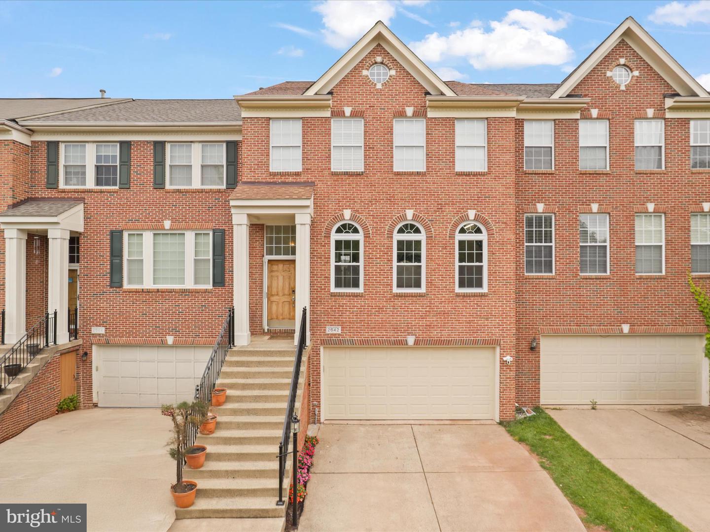 2642 LOGAN WOOD DR, HERNDON, Virginia 20171, 3 Bedrooms Bedrooms, ,3 BathroomsBathrooms,Residential,For sale,2642 LOGAN WOOD DR,VAFX2243410 MLS # VAFX2243410