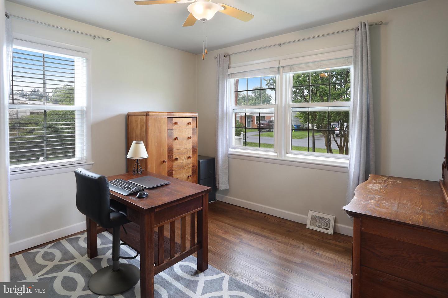 5 ROCKCROFT DR, BERRYVILLE, Virginia 22611, 3 Bedrooms Bedrooms, ,2 BathroomsBathrooms,Residential,For sale,5 ROCKCROFT DR,VACL2003788 MLS # VACL2003788