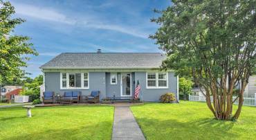 5 ROCKCROFT DR, BERRYVILLE, Virginia 22611, 3 Bedrooms Bedrooms, ,2 BathroomsBathrooms,Residential,For sale,5 ROCKCROFT DR,VACL2003788 MLS # VACL2003788