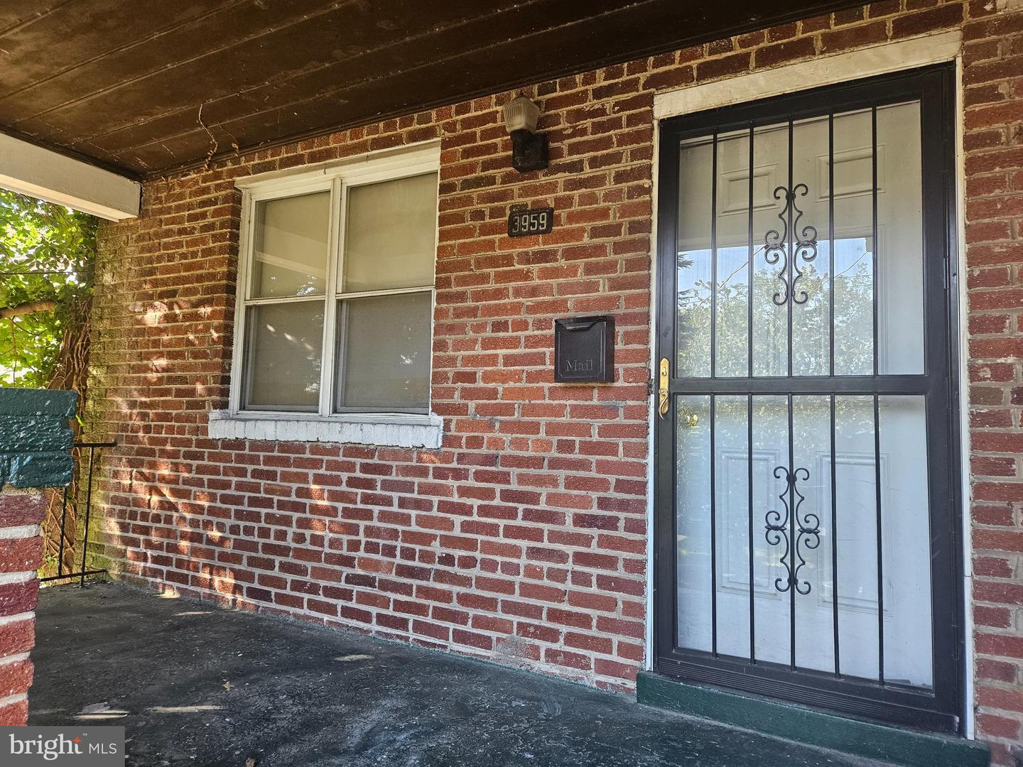 3959 R ST SE, WASHINGTON, District Of Columbia 20020, 3 Bedrooms Bedrooms, ,1 BathroomBathrooms,Residential,For sale,3959 R ST SE,DCDC2202646 MLS # DCDC2202646